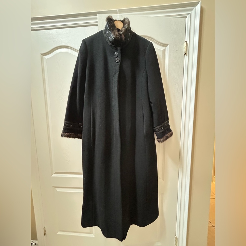 Elegant Black Fur-Trimmed Women's Full Length Coat
